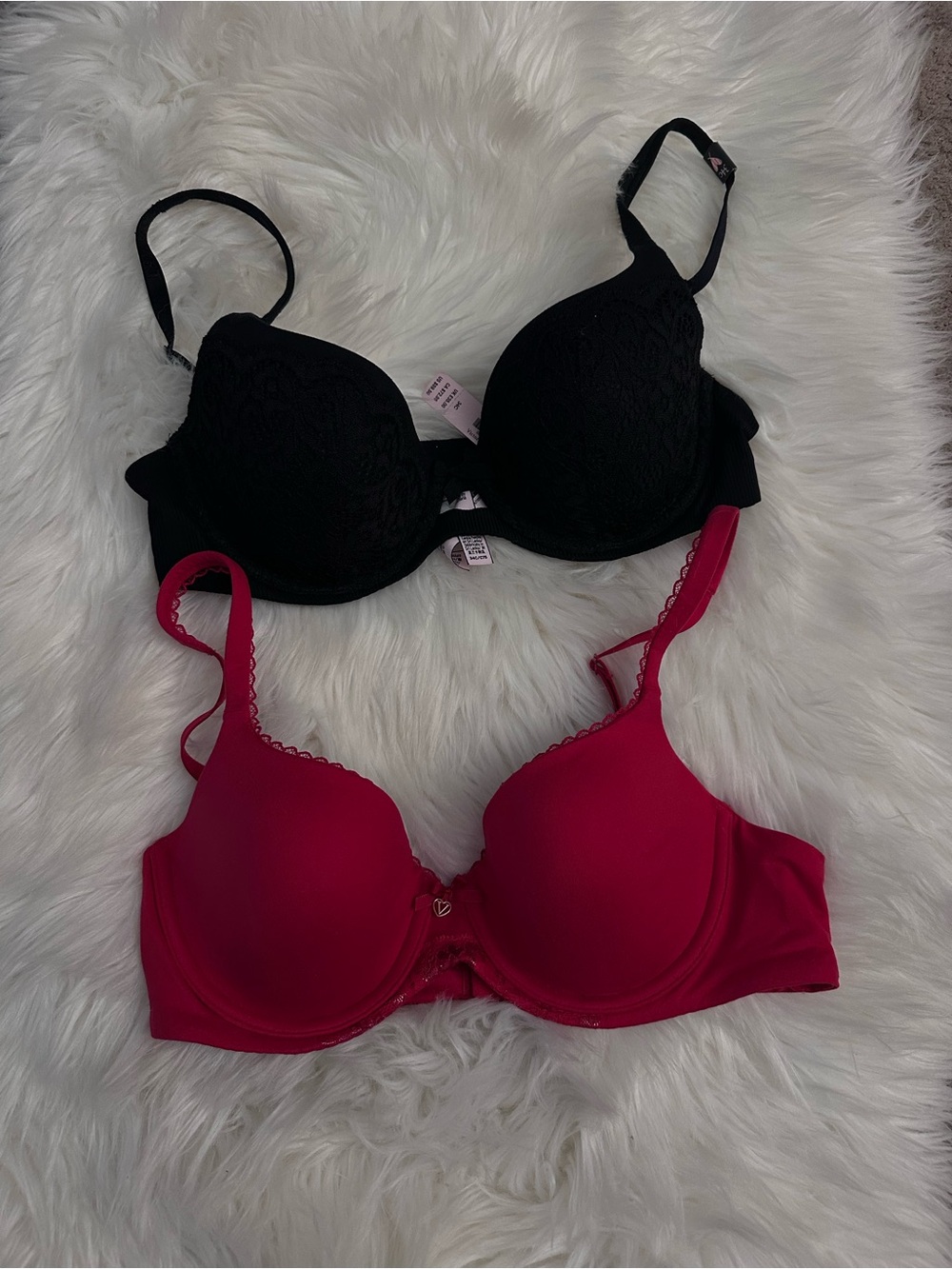 Victoria’s Secret Women Underwire Bra Set - Black & Red - Picture 1 of 2